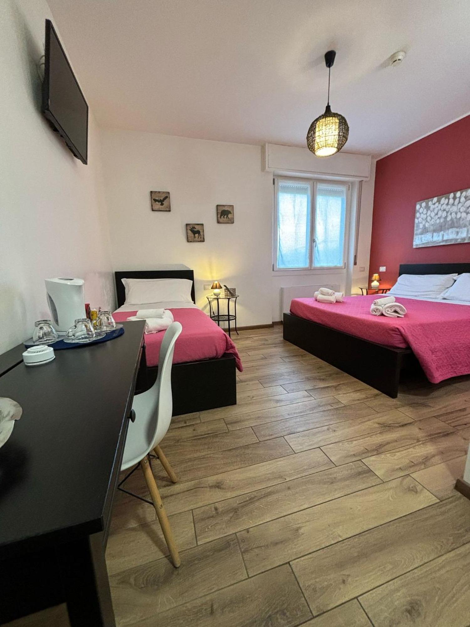 Airuno Rooms Eksteriør bilde