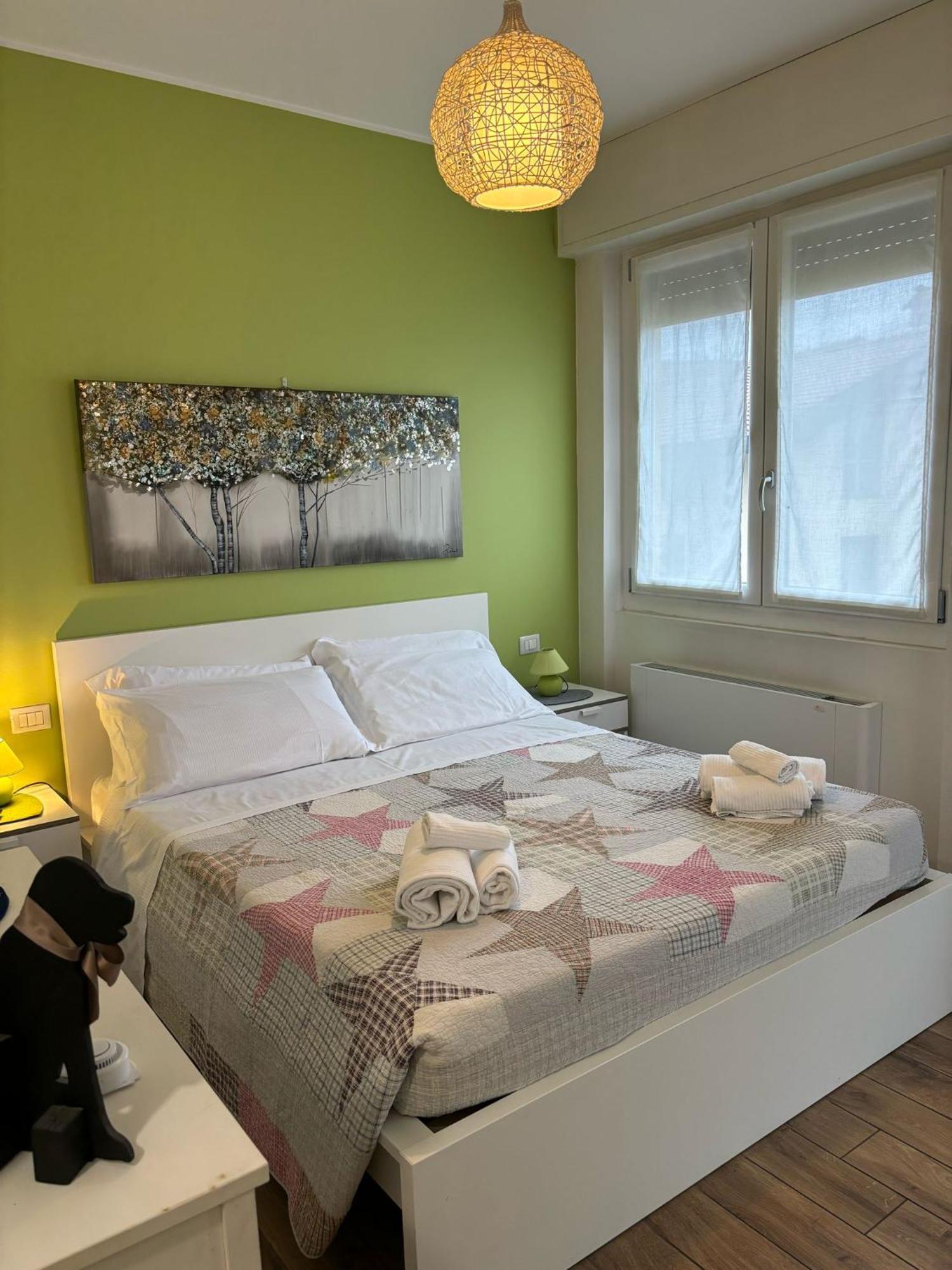 Airuno Rooms Eksteriør bilde