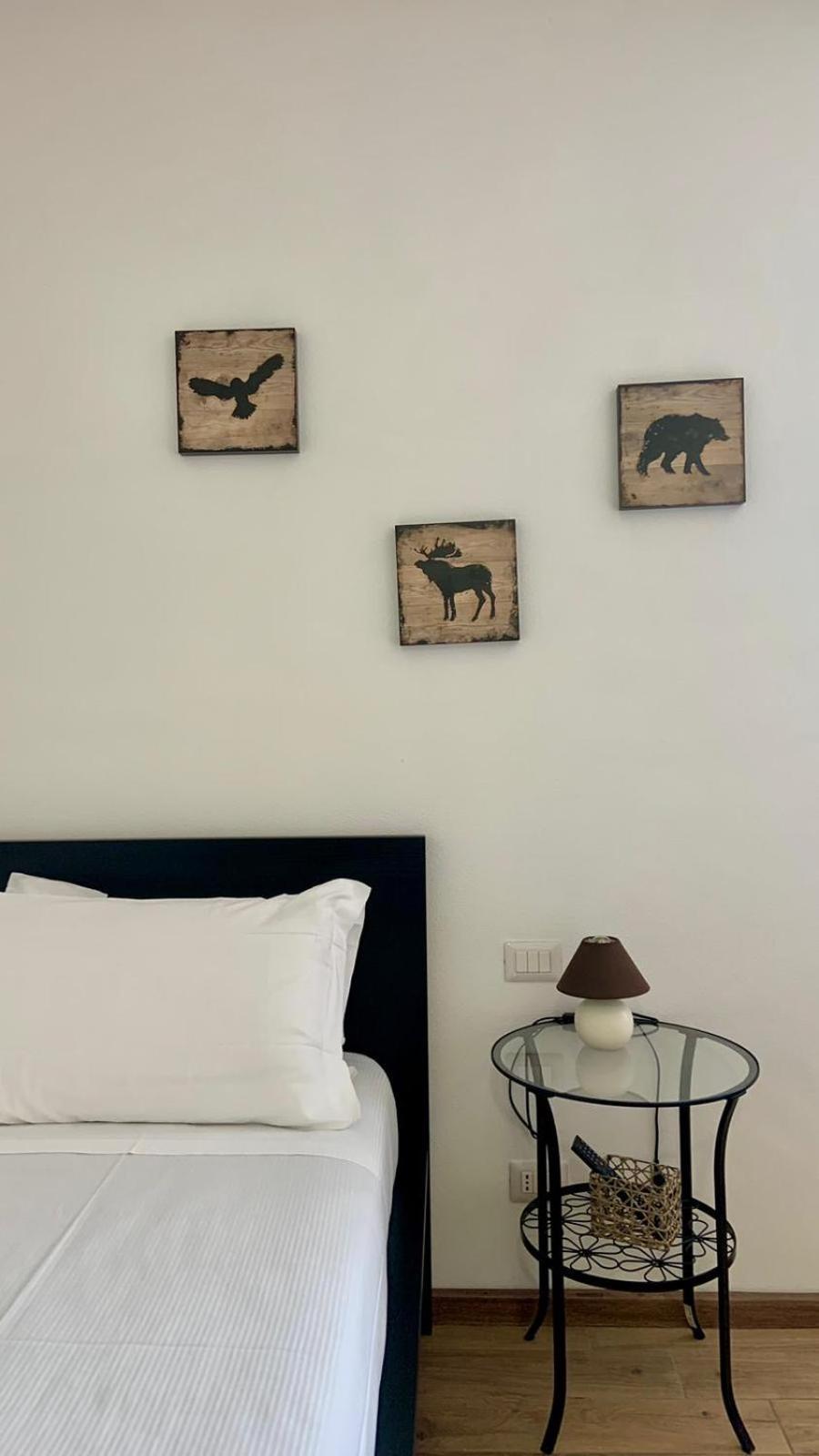 Airuno Rooms Eksteriør bilde